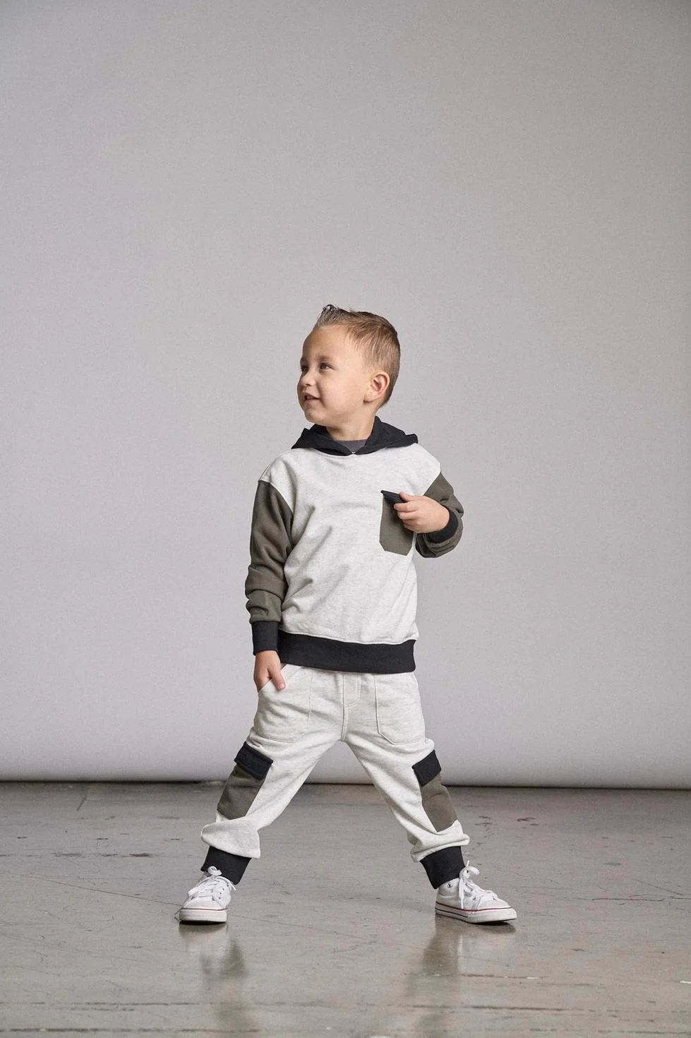 Color Block Hoodie - Image 5