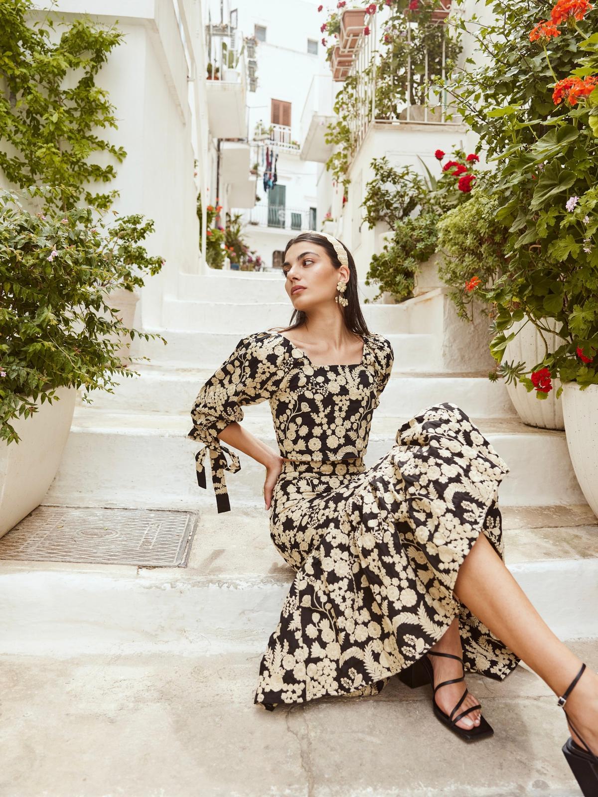 Doris Embroidered Puff Sleeve Top - Midnight/Cream Floral Embroidery - Image 5